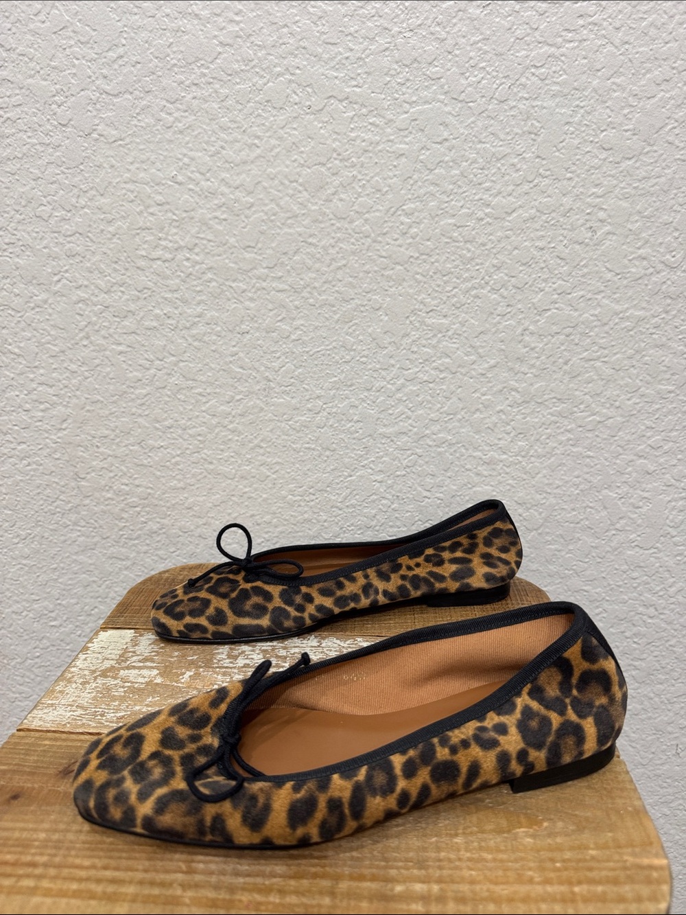 Margaux The Fonteyn Leopard Suede Ballet Flats Size 6.5W - Picture 6 of 9